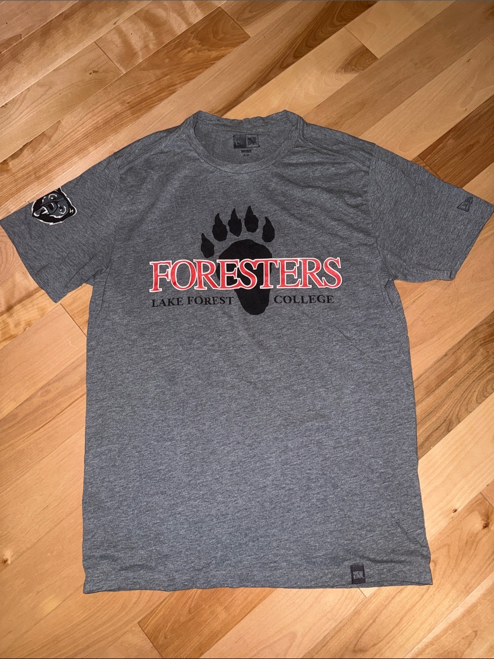 New Era Foresters Lake Forest College Grey Short Sleeve Tee with Black Paw M EUC